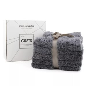 chemicalworkz Edgeless Towel 600GSM 40×40cm 5st. chemicalworkz Edgeless Towel 600GSM är inte bara ytterligare en kantlös mikrofiberhandduk. – Den höga luggen på båda sidor är särskilt fluffig och gjord av långa, mjuka mikrofibrer för att bättre absorbera och ta bort smutspartiklar från ytan som ska rengöras utan att skapa repor eller virvlar.