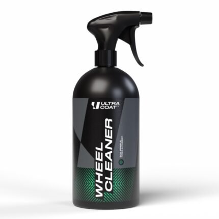Ultracoat Wheel Cleaner 1 L är en färdig att använda produkt för rengöring av fälgar, däck och gummimattor. Den avancerade formulan löser effektivt smuts, vilket avsevärt underlättar beröringsfri rengöring av ytan